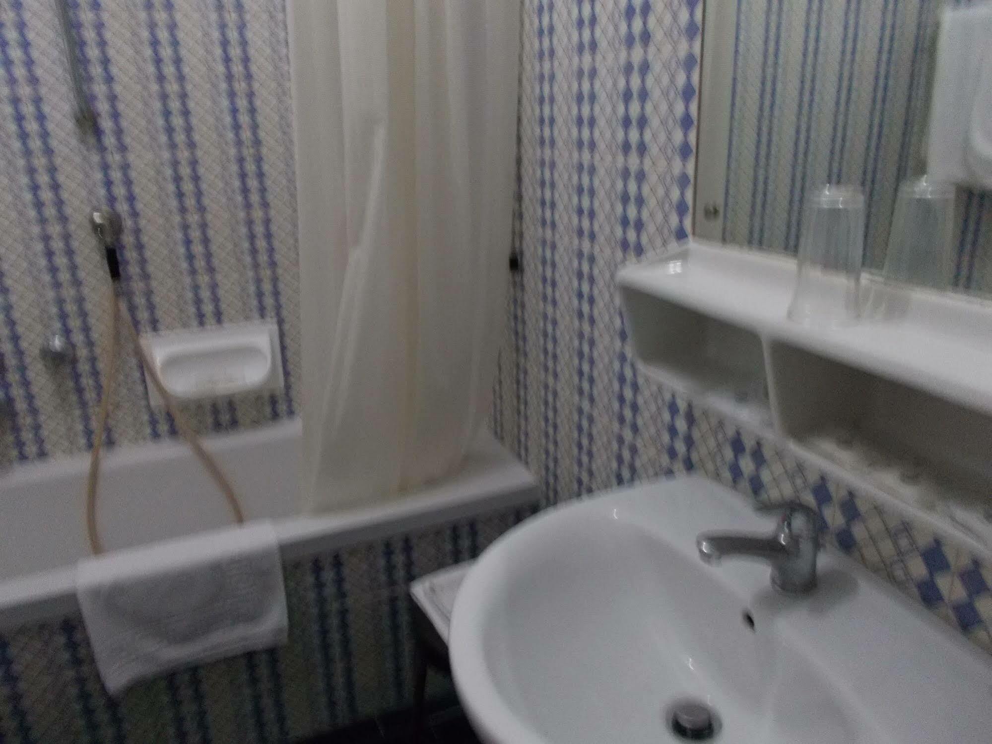 Residence Pola Милано Екстериор снимка