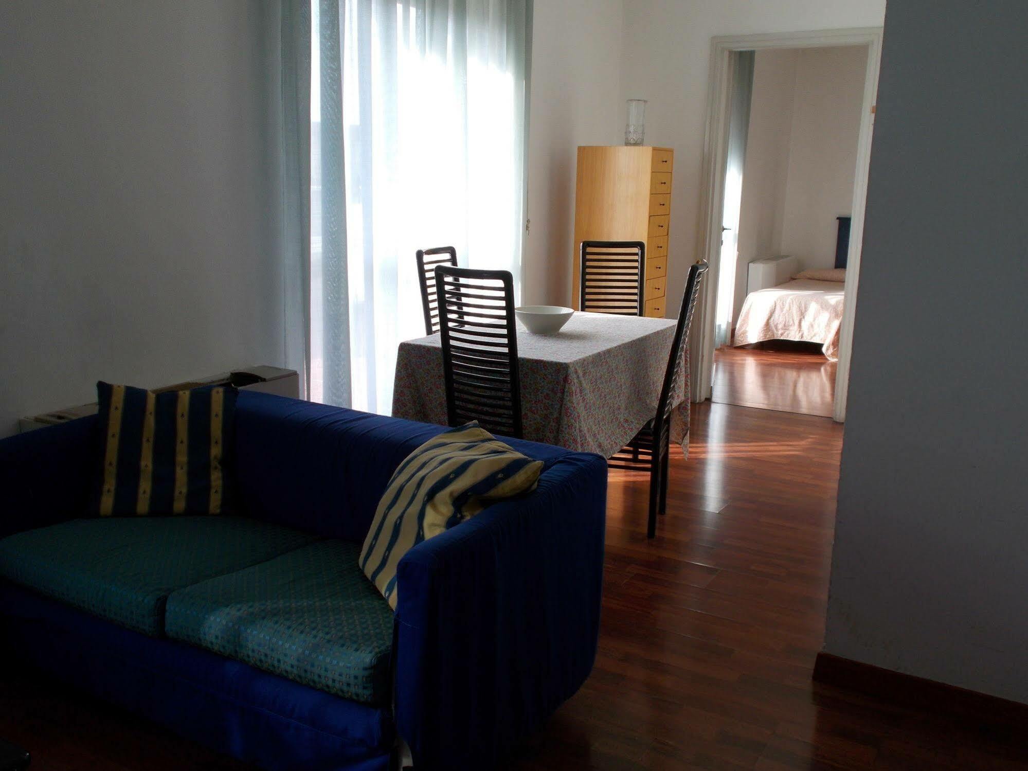 Residence Pola Милано Екстериор снимка