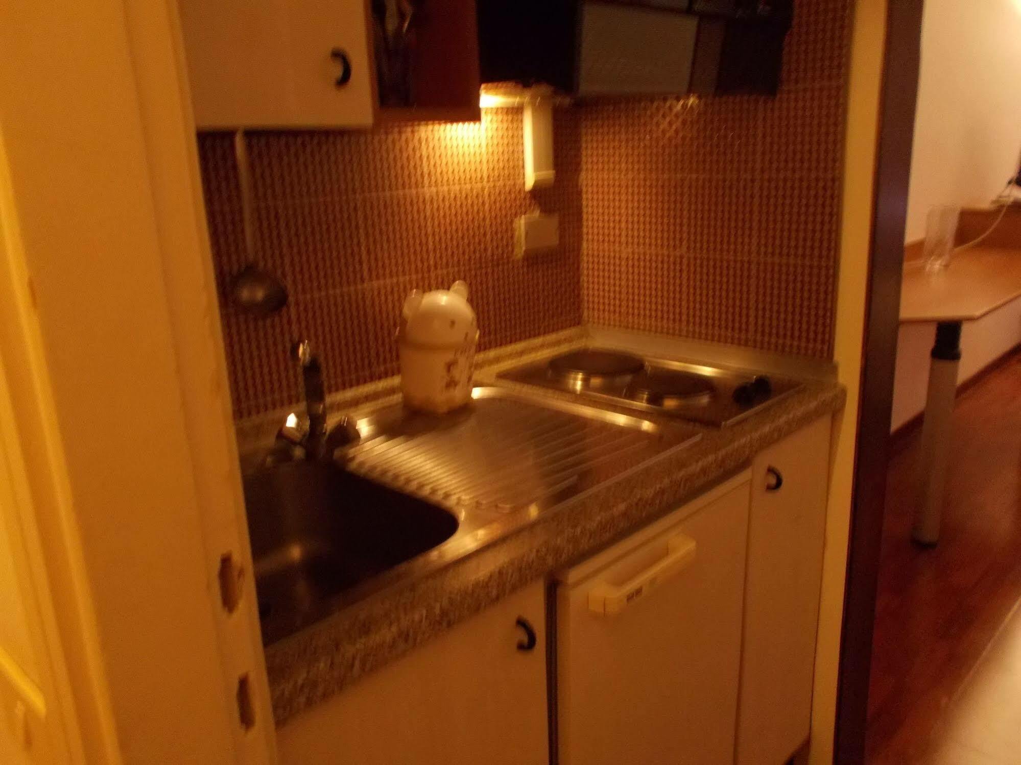 Residence Pola Милано Екстериор снимка